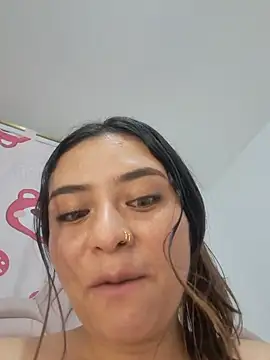 CHLOE_02 - Show pussy and ass