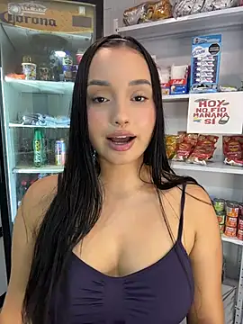 Sara-cherry - ✨OIL ON YOUR TITS✨