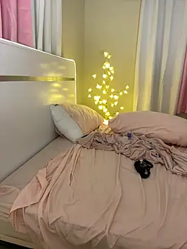Samyabre - Riding dildo naked