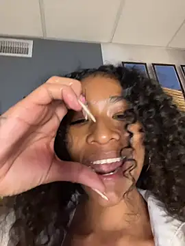 SweetCheeksXXX - MAKE ME SQUIRT