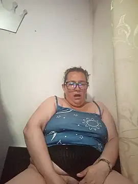 _Saraqueen-- - panty off