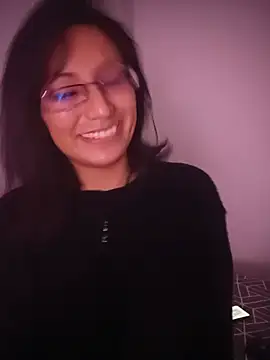 LucyCherry69 - Demos cariño a esas nalgas 🍑😘