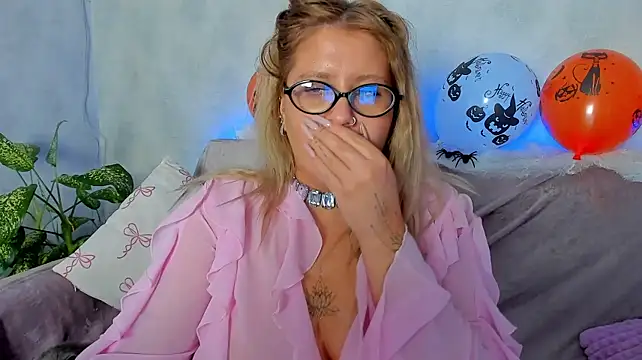 Simply_Alex - Ride on pillow naked
