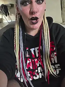 PinkTheHawk - Make we wett let's have fun