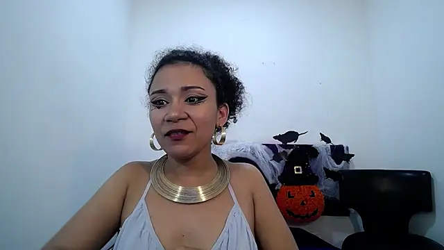 Little18Doll - 🎃take off my panties and doggy style