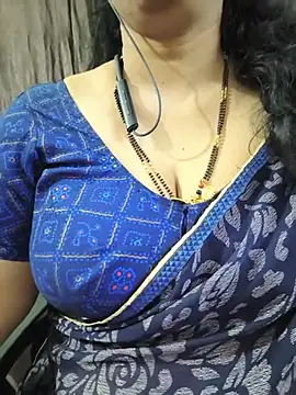 Bhuvana_555 - Boobs on honey