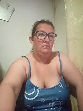 _Saraqueen-- - panty off