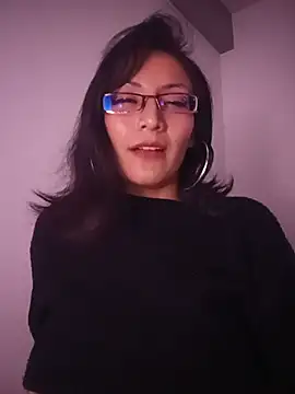 LucyCherry69 - Demos cariño a esas nalgas 🍑😘