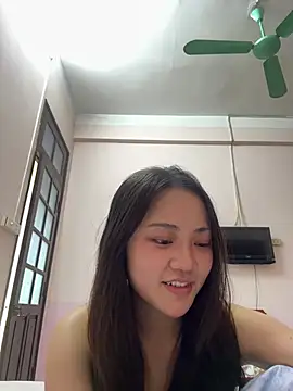 La-Quency - Thương em