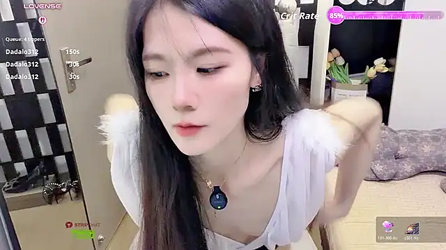 Yueyue-MM - 上空乳夹，M腿小粉控制2分钟