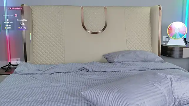 Maiaxoxo - rub my clit til I cum