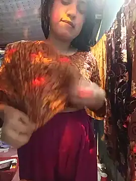 Maya-120 - Boobs show