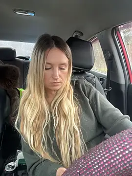 StasyWood - Show dildo🤤