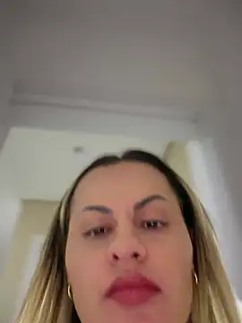Carolinecbso - Dançar pelada