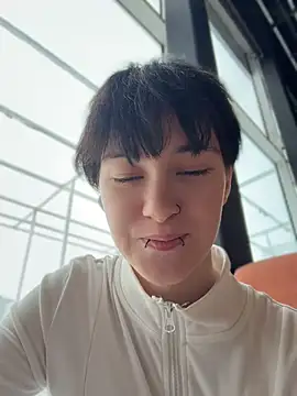 IceMur - I fuck myself in doggy style