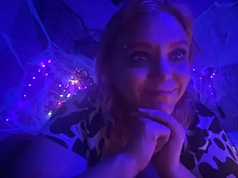 Cowslut - malke ,e spread amd twerk