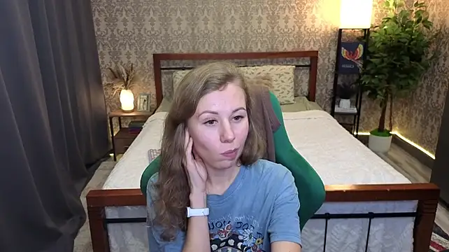 Lill_Ana - play with my clit