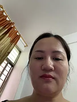 Amy1688 - 户外脱内裤特写小穴