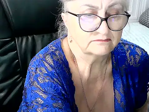LolkaAlyss - make me happy today