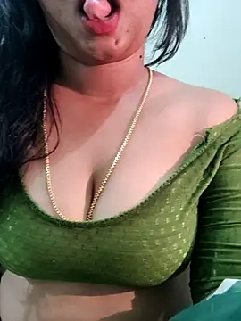 Ramya_369 - Pussy oil massage and boobs oils massage