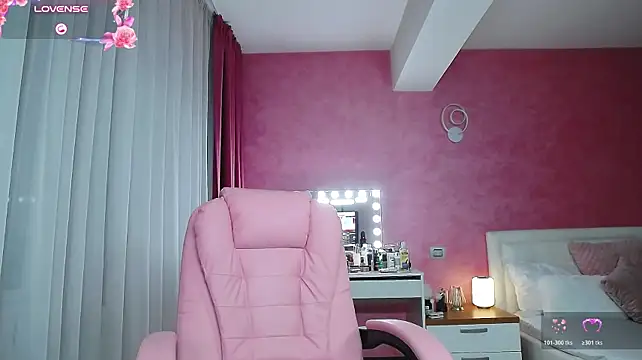 MissKora - epic goal:pay my house(use tipmenu )