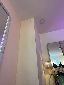 AliciaRoux - Pussy fingering DEEP Doggystyle