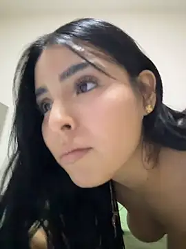 LovelyEyess - SHOW PUSSY
