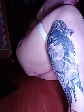 Bruja_sscarlata - spit titties