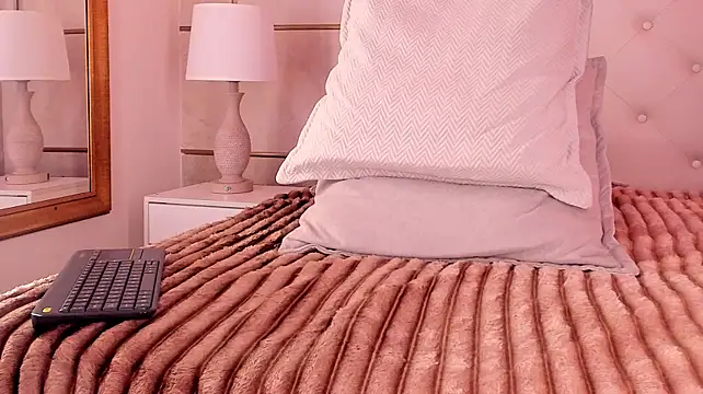Dionneventuri - 🥵BODYTOUR + FLASH PUSSY 🥵