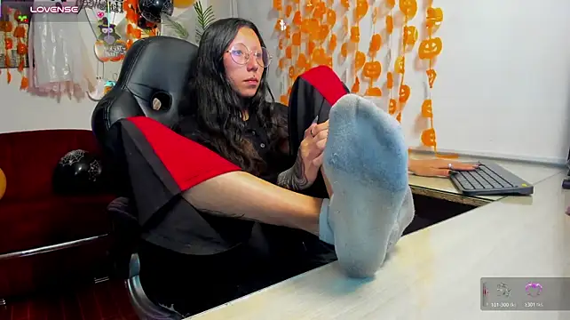 Laila_Angels - Kiss and smell feet