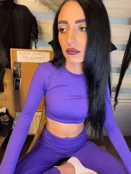FeetVibe - 🔥 Slow & Naughty Body Tease