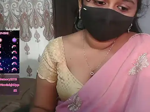 Pavani-Darling - ice on boobs in 5 mins