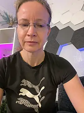 AnnikaRose - Naked Orgasmus + LT free clip