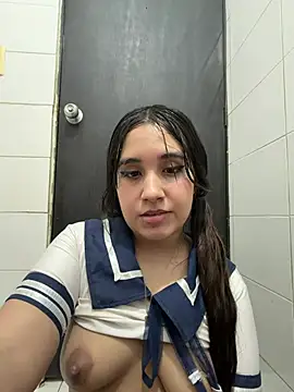 Samantthaescobar - RIDE YOUR COCK IN MY PUSSY IN PUBLIC
