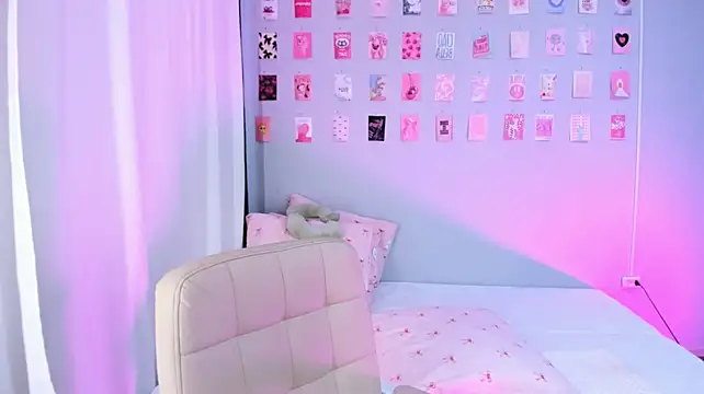 Alexis_March - dildo pussy + squirt