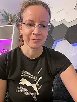 AnnikaRose - Naked Orgasmus + LT free clip