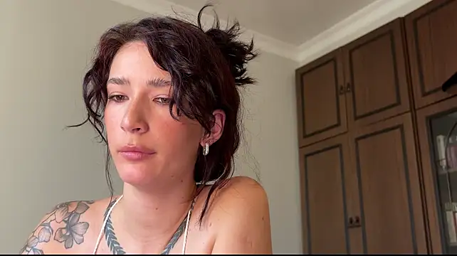 Mulaniha - Suck my finger + play with my saliva