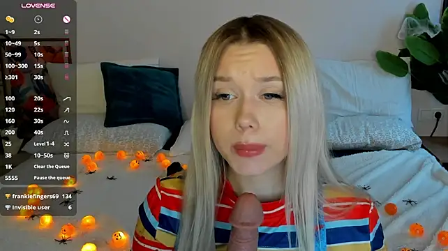 Lesya_Blair - FLASH MY HOT BOOBS