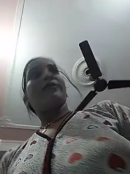 Priya_couple1 - Full need pusssy fingering
