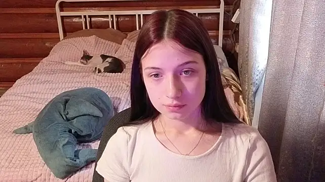 AlicePowells - hot photo in PM😈