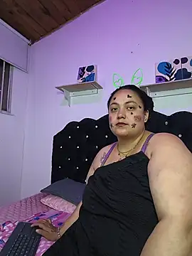 LindseyBBW - Tits and oily belly