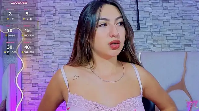 Cloe_1tay - full naked 5 min