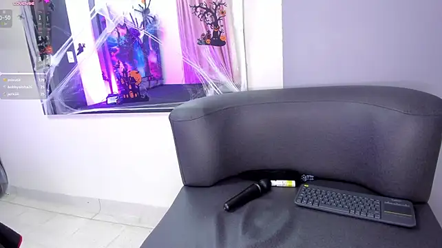 Rosee_smithh - Spanks Ass x10