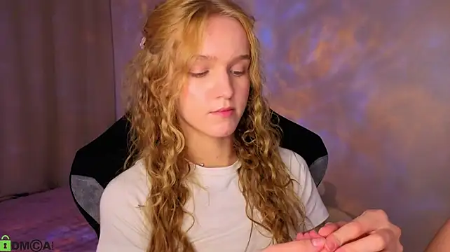 Sue_dream - suck your finger