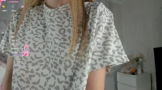 NellieEinspahr - Massage + slap ass