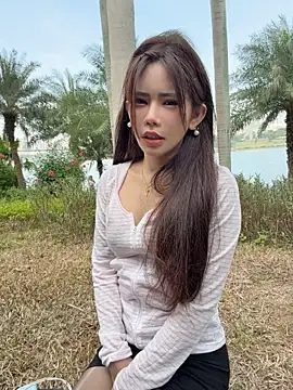 Selenaaaaa- - 晒死了还要保持美丽