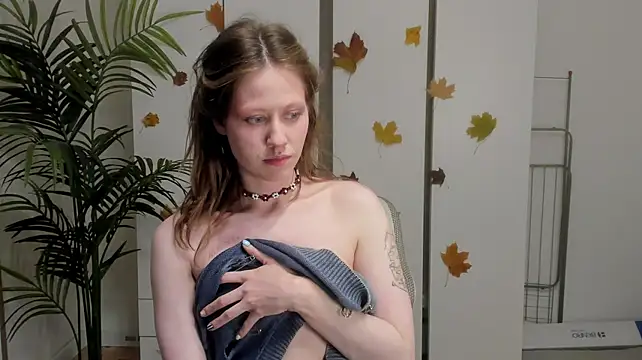 Silly__Milly - only a bra and thong