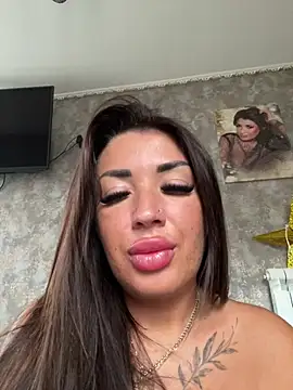 RuslanaXX - Squirt and drink