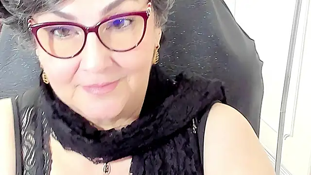 Cataleya_mom