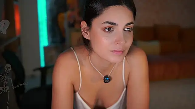 _Allie_ - BUM BUM tease